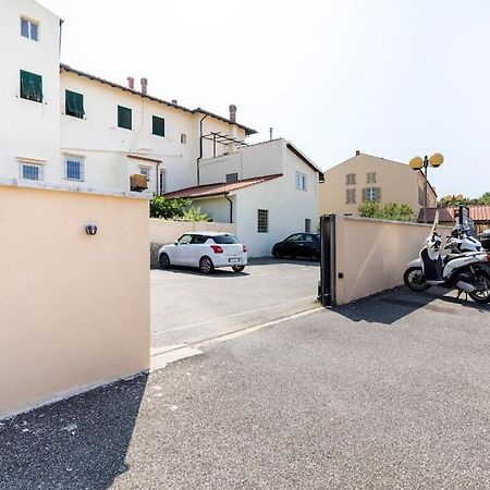 Casa “Oasi Del Mare” Leilighet Livorno Eksteriør bilde